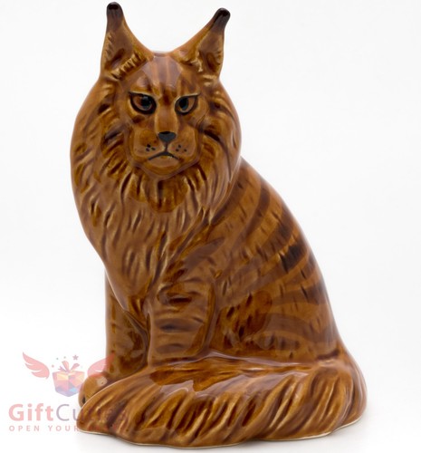 Porcelain figurine maine - porcelain,